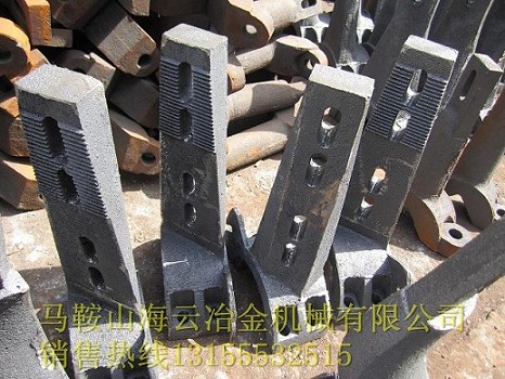 青島科尼樂4.5方雙臥軸攪拌機(jī)鑄鋼右攪拌臂、4500右側(cè)刮刀制造廠