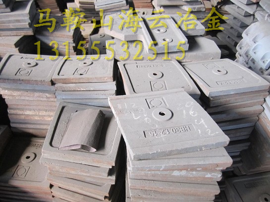 遼寧海諾180站強(qiáng)制式攪拌機(jī)耐磨配件、120站全套襯板低價(jià)促銷
