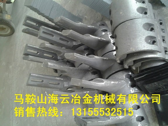 現(xiàn)貨出售三一重工攪拌機配件、3000左右攪拌臂、3方兩側(cè)襯板